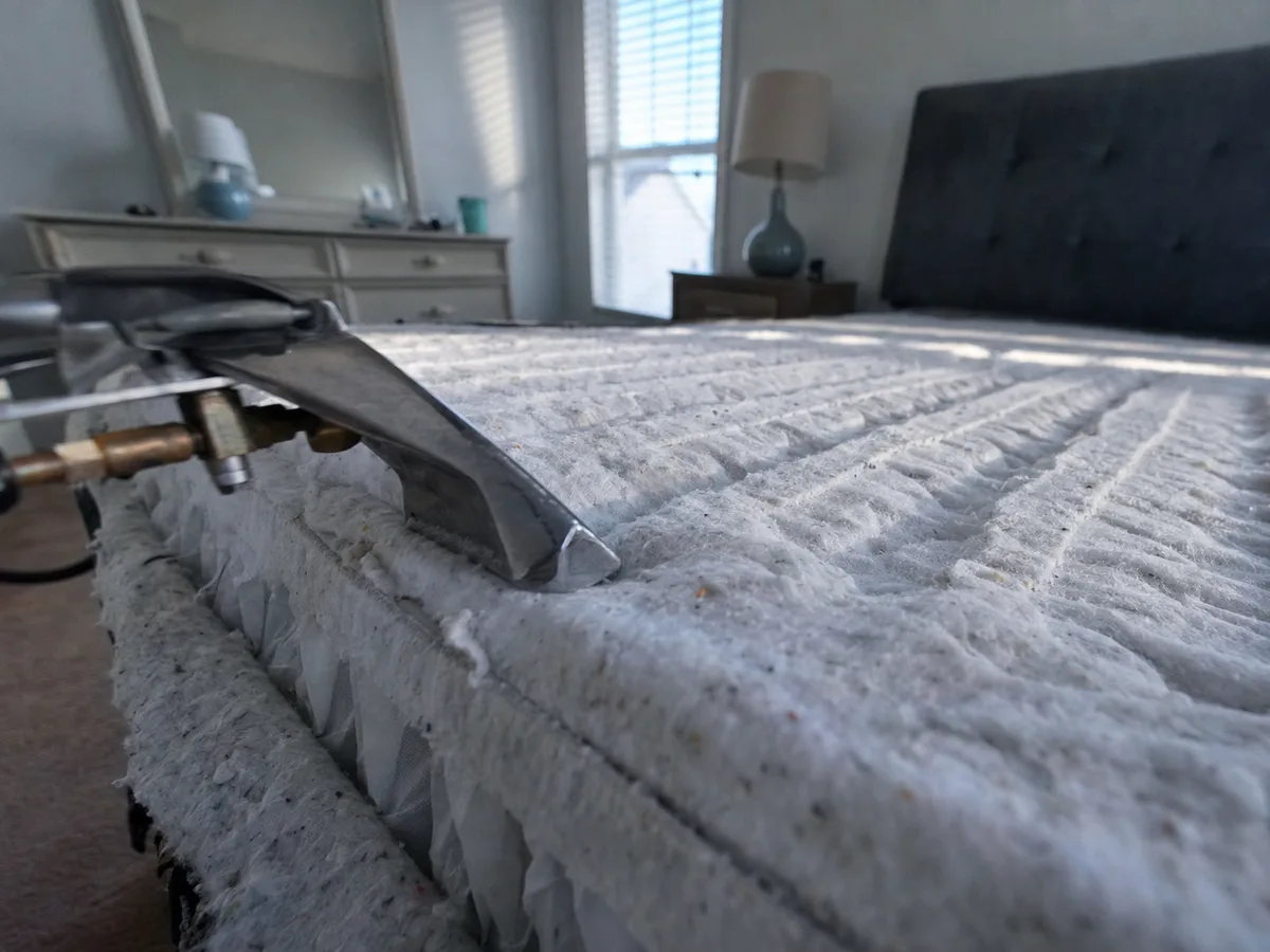 Mattress Cleaning in Thousand Oaks, CA